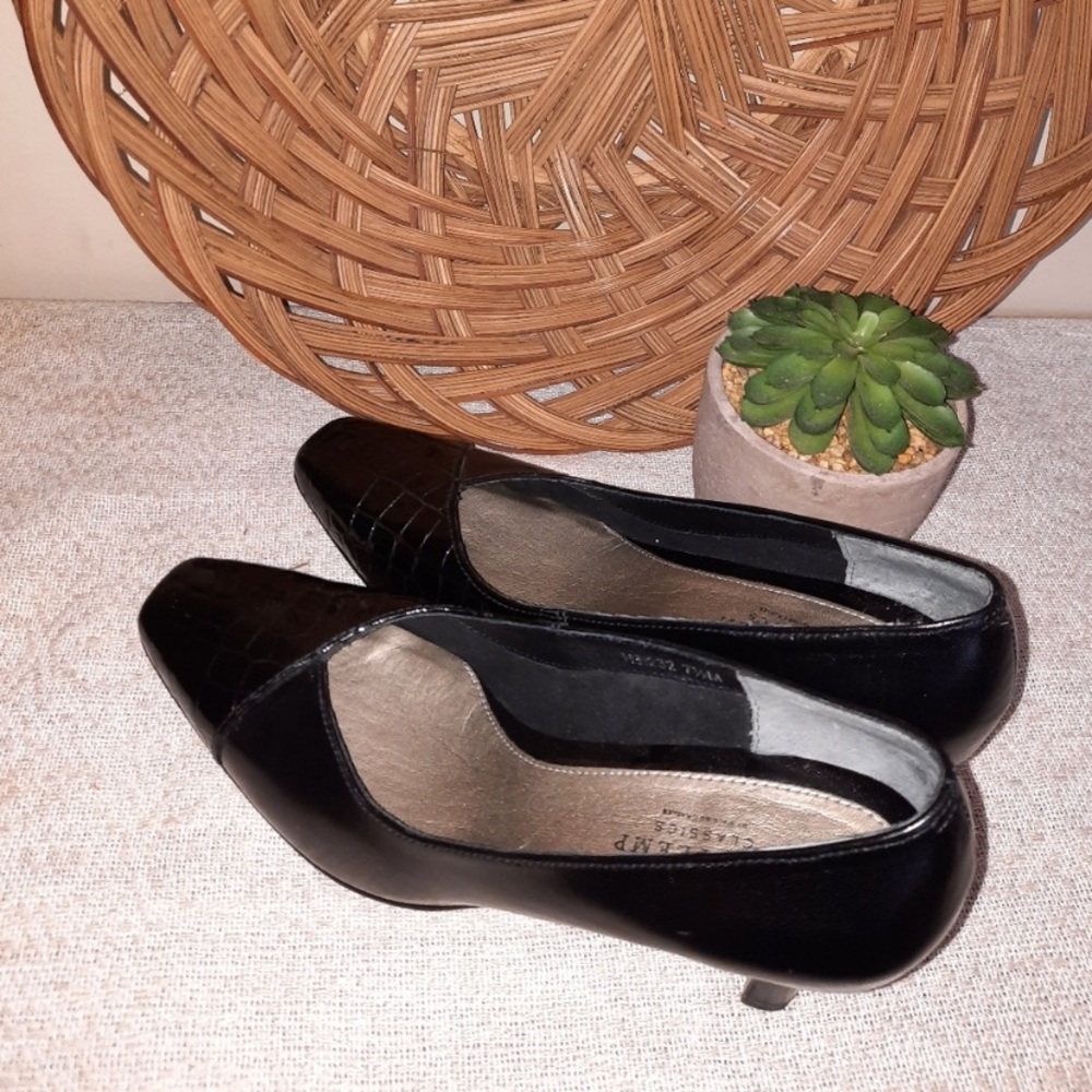 Mark Lemp Black heels, size 7.5